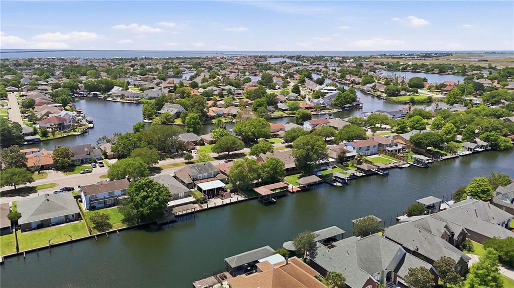 320 EDEN ISLES Boulevard, Slidell, LA 70458 photo 4