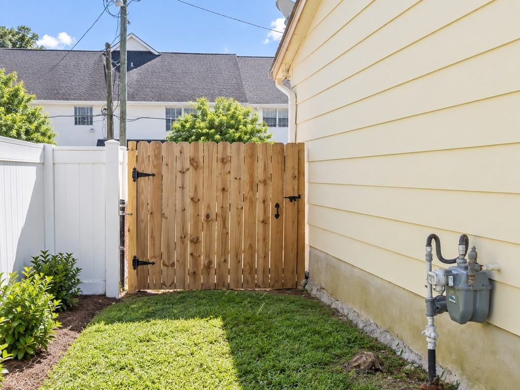 733 MYSTIC Avenue, Terrytown, LA 70056 photo 24
